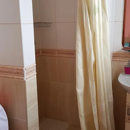 Lara Penzion Soločin