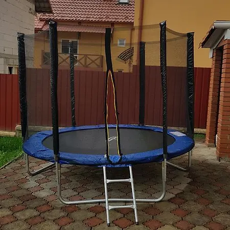 Lara Penzion Soločin