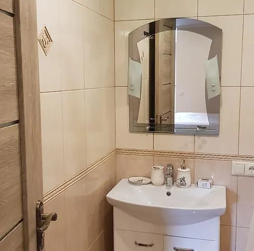 Lara Konukevi 3*